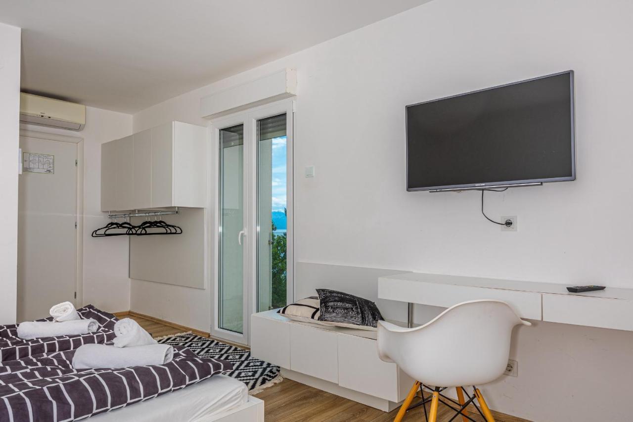 Sea La Vie Rooms Novi Vinodolski Exterior foto