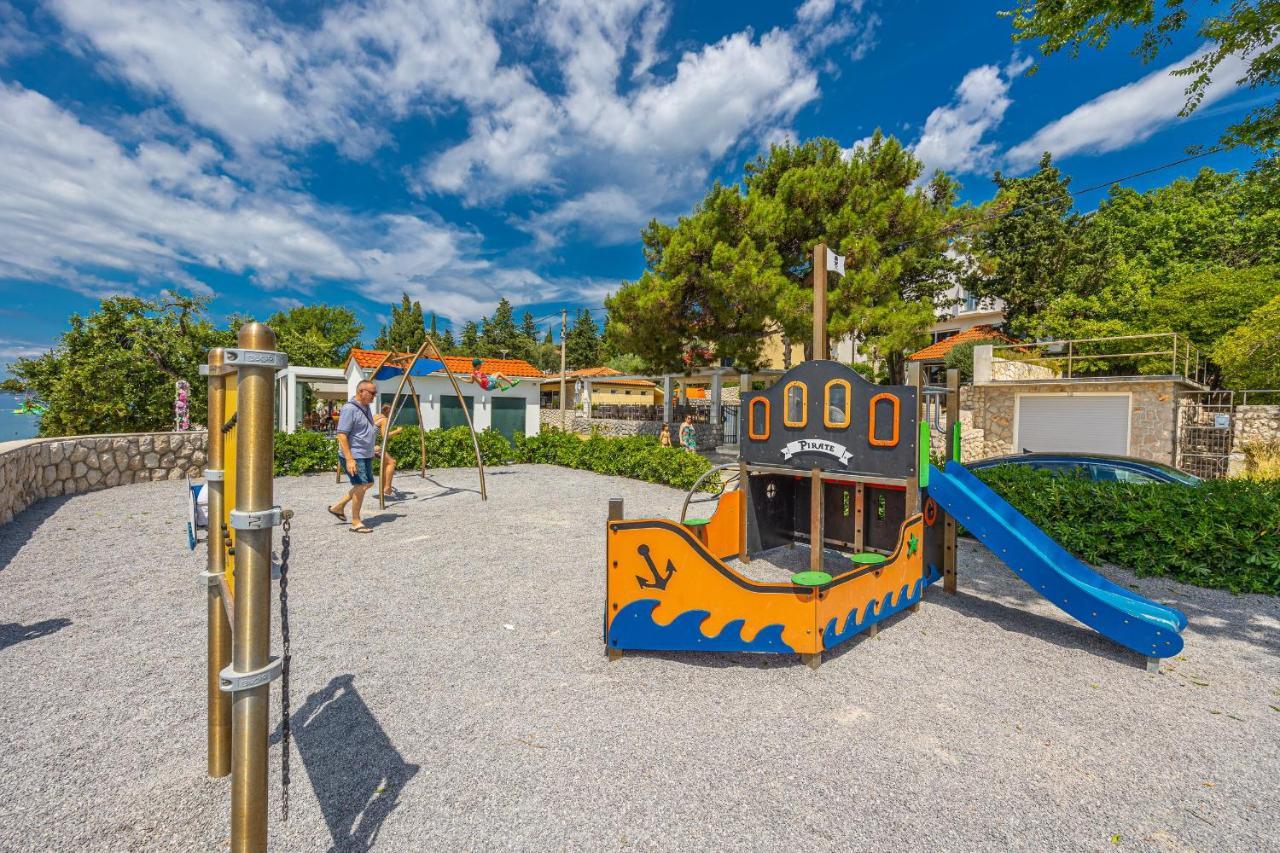 Sea La Vie Rooms Novi Vinodolski Exterior foto